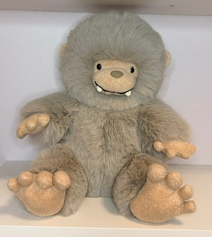 Bo Bigfoot NWT - Jellycat