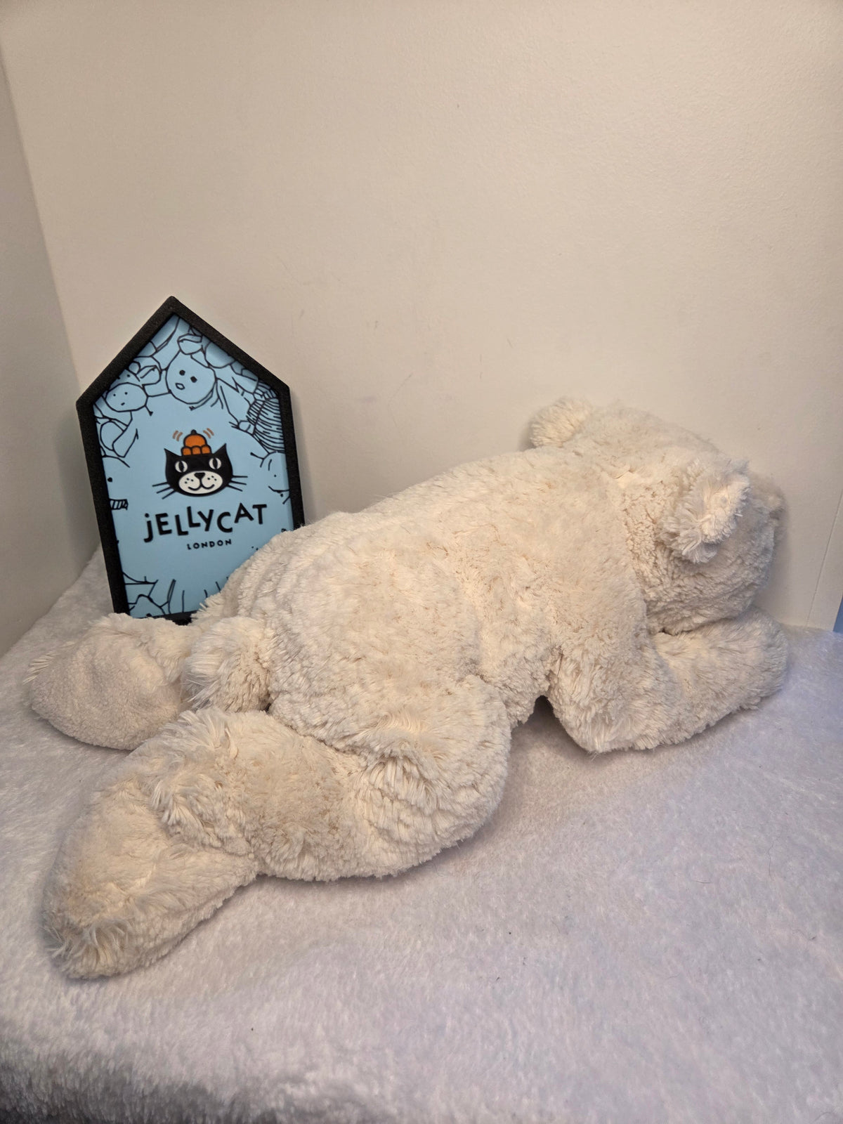 Jellycat Huge Chill Polar Bear | Vintage